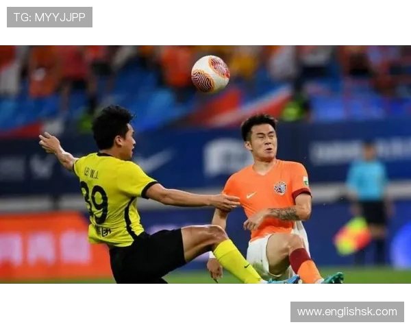 巅峰对决激烈上演 球员精彩表现引发全场热议